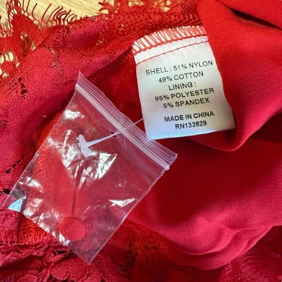 Lovers And Friends Marcie Top in Flame Scarlet Large Romantic Feminine Lace $175 - Picture 4 of 9
